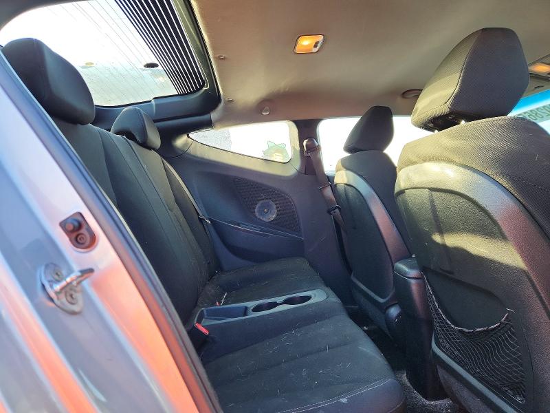 Photo 11 from auction – 2016 HYUNDAI VELOSTER with VIN KMHTC6AD1GU270328