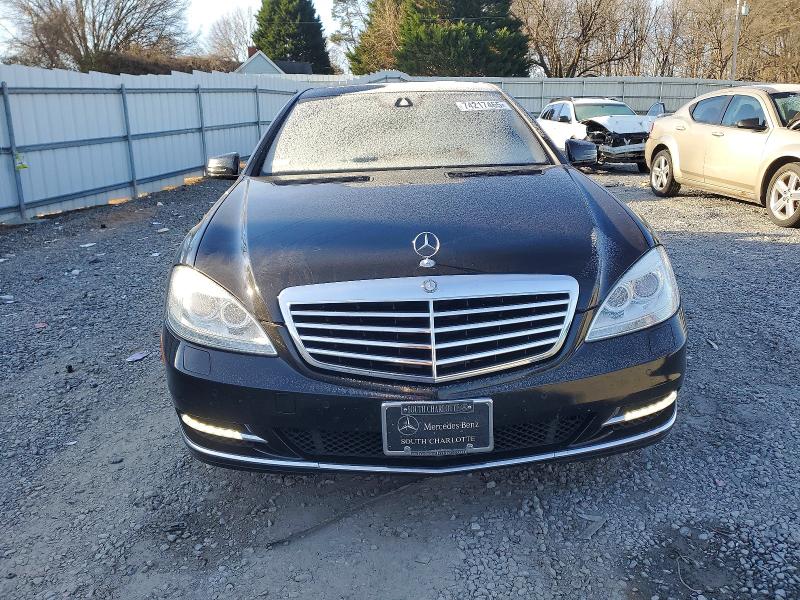 Photo 5 from auction – 2010 MERCEDES-BENZ S 550 with VIN WDDNG7BB6AA321552