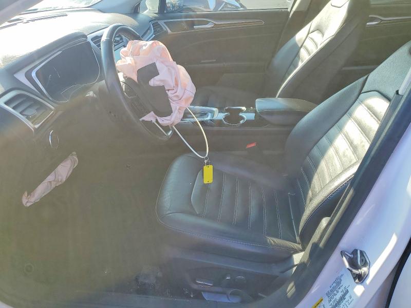 Photo 7 from auction – 2016 FORD FUSION SE with VIN 3FA6P0HD1GR259884