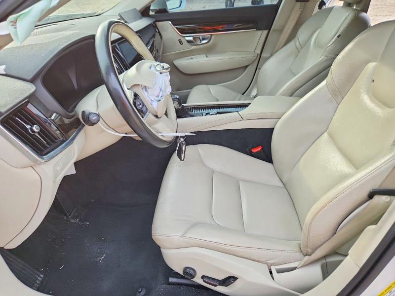 Photo 7 from auction – 2018 VOLVO S90 with VIN LVY982AK8JP023409