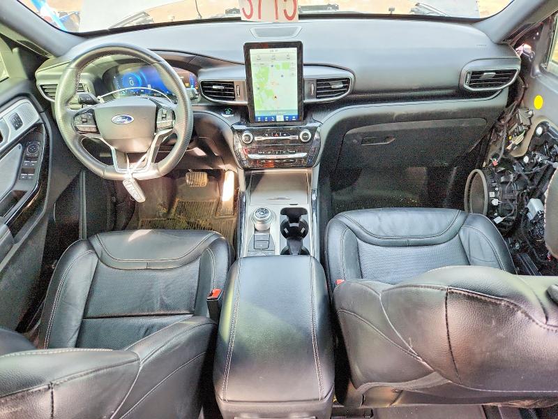 Photo 8 from auction – 2021 FORD EXPLORER with VIN 1FM5K8GC0MGB79311