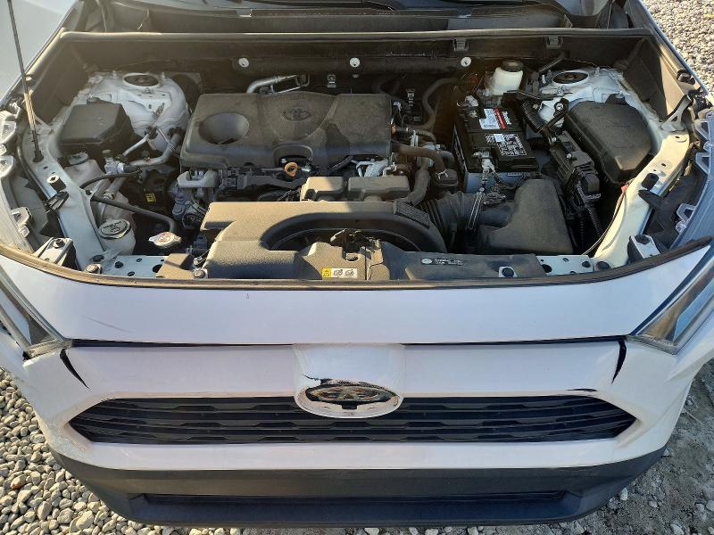 Photo 11 from auction – 2021 TOYOTA RAV4 XLE with VIN 2T3W1RFV8MC098129