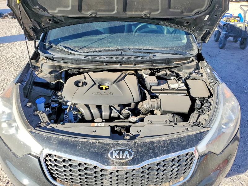 Photo 11 from auction – 2016 KIA FORTE LX with VIN KNAFK5A80G5527987