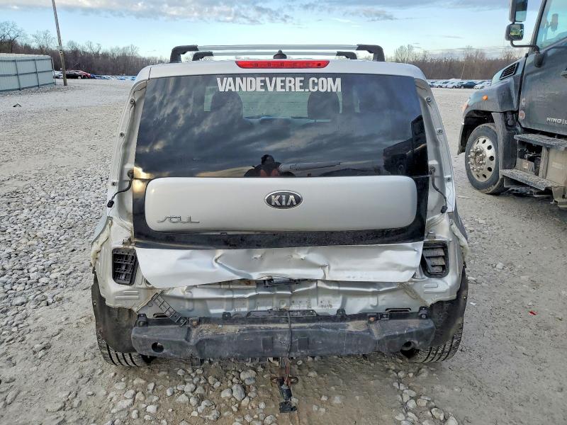 Photo 6 from auction – 2014 KIA SOUL with VIN KNDJN2A27E7743142