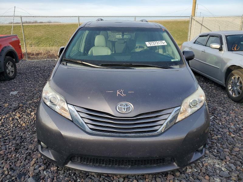 Photo 5 from auction – 2015 TOYOTA SIENNA with VIN 5TDYK3DC7FS680021