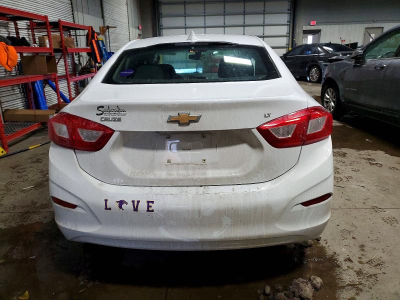 Photo 6 from auction – 2017 CHEVROLET CRUZE LT with VIN 1G1BE5SM2H7200770