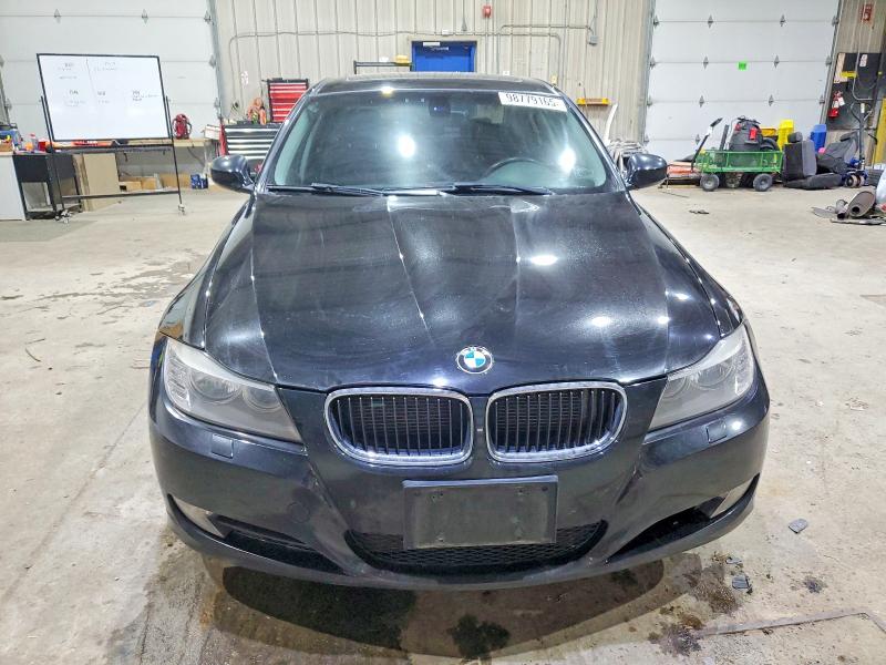 Photo 5 from auction – 2011 BMW 328 XI with VIN WBAPK7G56BNN69926