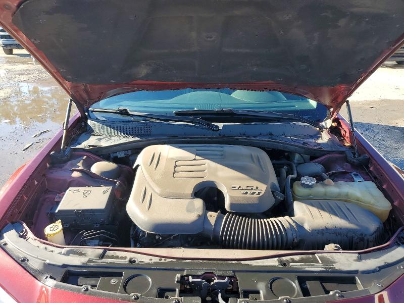 Photo 11 from auction – 2016 CHRYSLER 300C with VIN 2C3CCAEG8GH181780