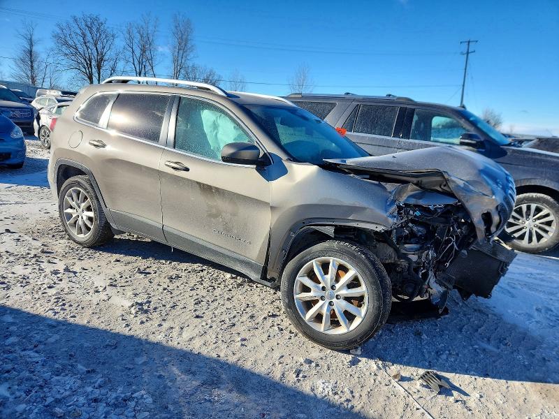 Photo 4 from auction – 2016 JEEP CHEROKEE L with VIN 1C4PJMDB2GW296323