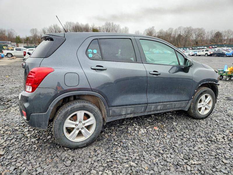 Photo 3 from auction – 2020 CHEVROLET TRAX LS with VIN 3GNCJNSB4LL196576