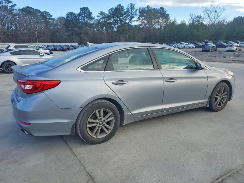 Photo 3 from auction – 2015 HYUNDAI SONATA SE with VIN 5NPE24AFXFH185941