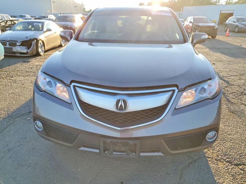Photo 5 from auction – 2013 ACURA RDX TECHNO with VIN 5J8TB3H54DL018175