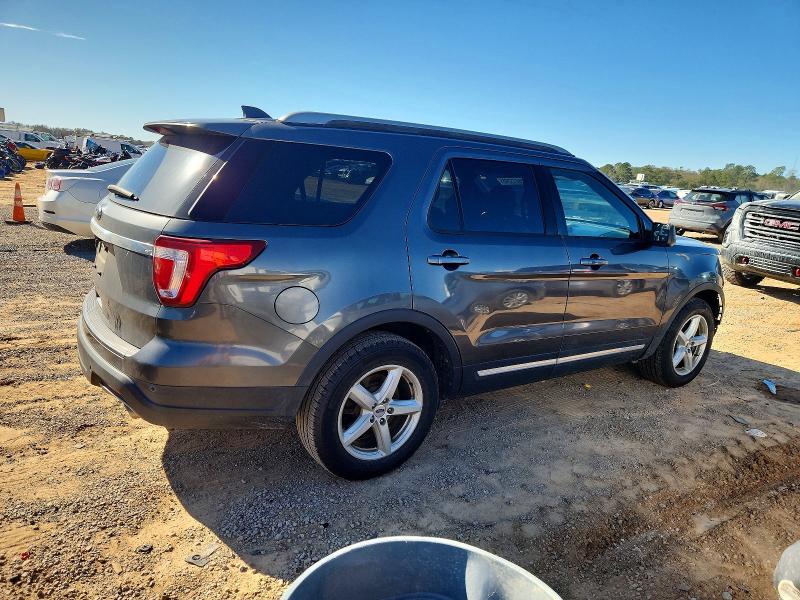 Photo 3 from auction – 2018 FORD EXPLORER X with VIN 1FM5K7D86JGA63617