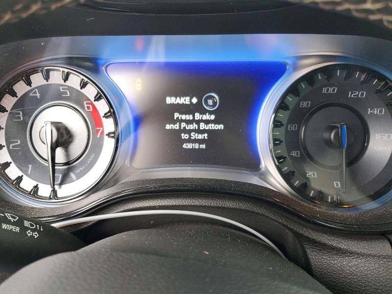 Photo 9 from auction – 2023 CHRYSLER 300 with VIN 2C3CCABT2PH556256
