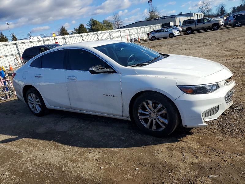 Photo 4 from auction – 2018 CHEVROLET MALIBU with VIN 1G1ZD5ST9JF137025