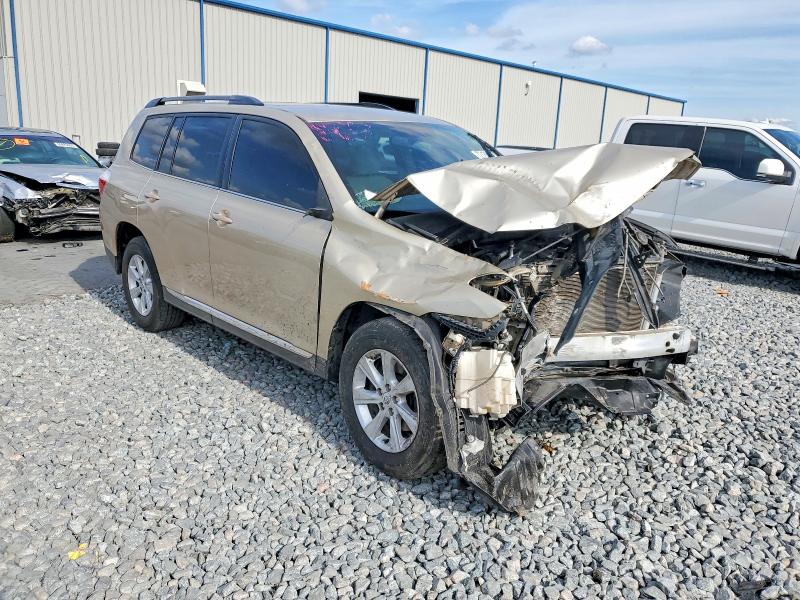 Photo 4 from auction – 2011 TOYOTA HIGHLANDER with VIN 5TDZA3EH1BS012727