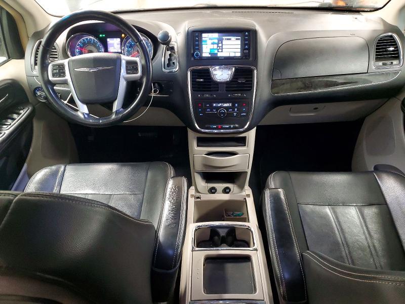 Foto 8 de la subasta – 2013 CHRYSLER TOWN & COU con VIN 2C4RC1BG3DR783003