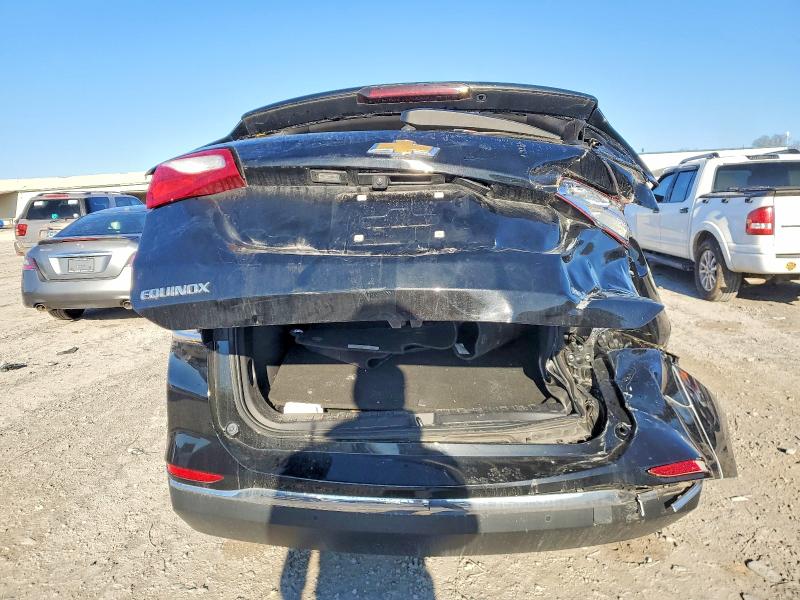 Photo 6 from auction – 2018 CHEVROLET EQUINOX PR with VIN 2GNAXVEV3J6150086