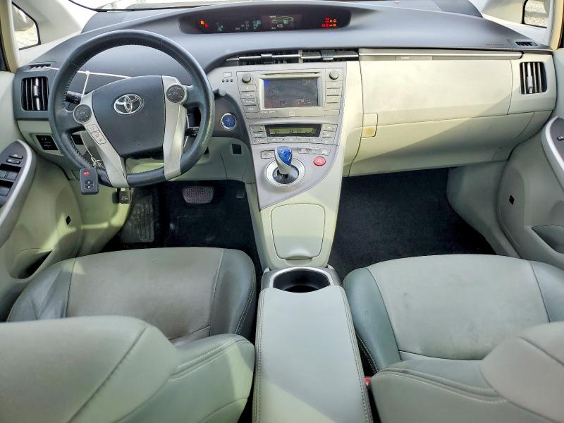 Photo 8 from auction – 2014 TOYOTA PRIUS with VIN JTDKN3DU2E0386954