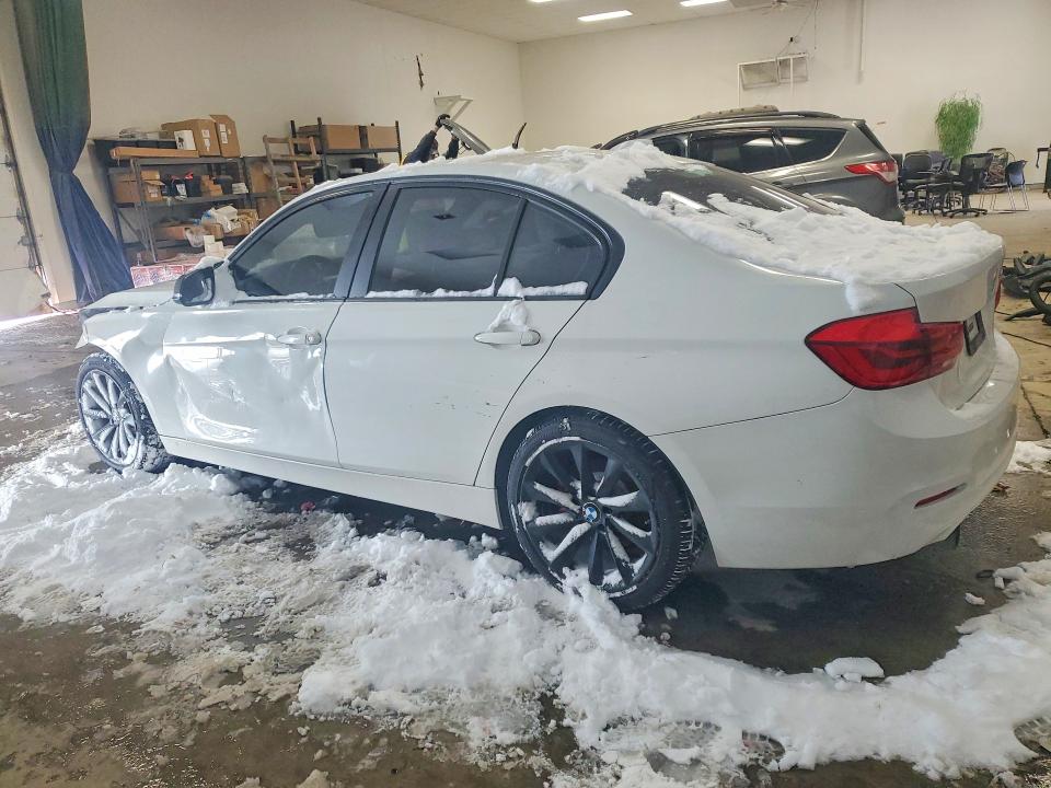 Photo 2 from auction – 2016 BMW 320 with VIN WBA8A9C57GK619198