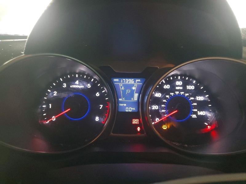 Photo 9 from auction – 2014 HYUNDAI VELOSTER with VIN KMHTC6AD9EU194161