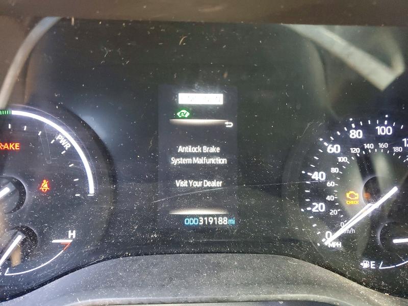 Photo 9 from auction – 2021 TOYOTA SIENNA LE with VIN 5TDKSKFC2MS035884