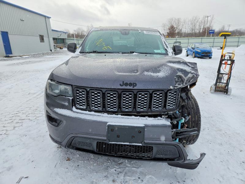Photo 5 from auction – 2017 JEEP GRAND CHER with VIN 1C4RJFAGXHC866513