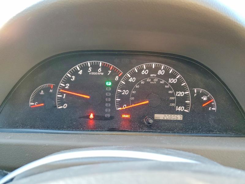 Photo 9 from auction – 2005 TOYOTA CAMRY with VIN 4T1BE32K25U089155