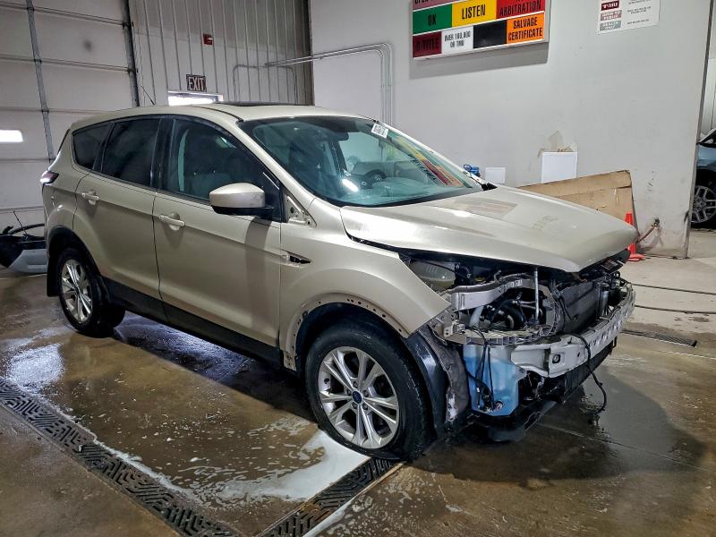 Photo 4 from auction – 2017 FORD ESCAPE SE with VIN 1FMCU9GD5HUB72426