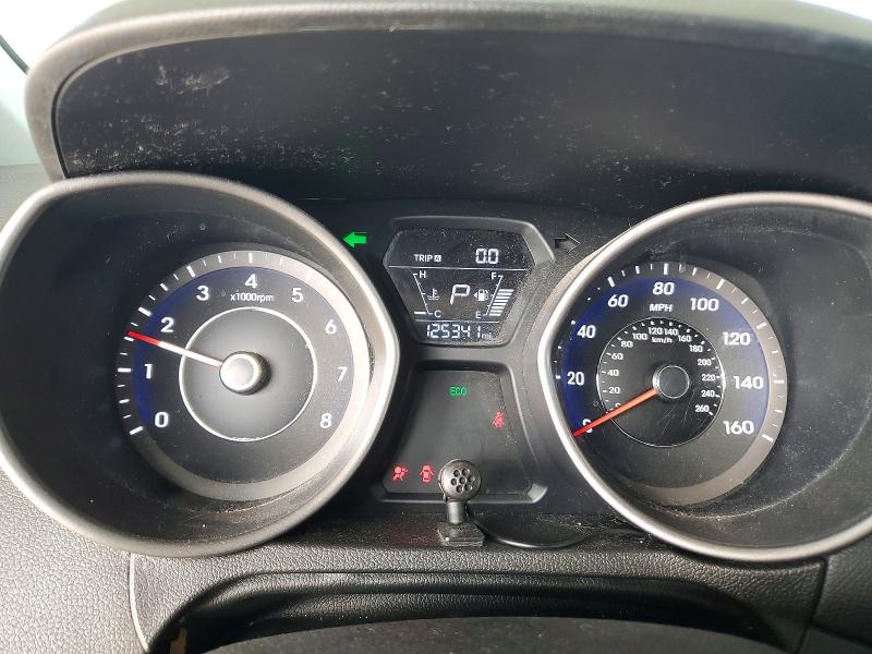 Photo 9 from auction – 2016 HYUNDAI ELANTRA with VIN 5NPDH4AE6GH775640