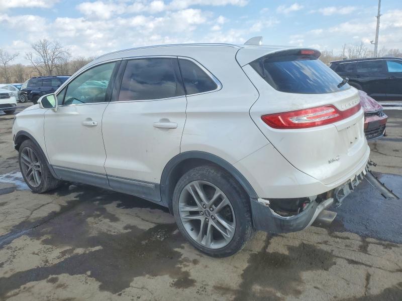 Photo 2 from auction – 2017 LINCOLN MKC RESERV with VIN 5LMCJ3D94HUL08189