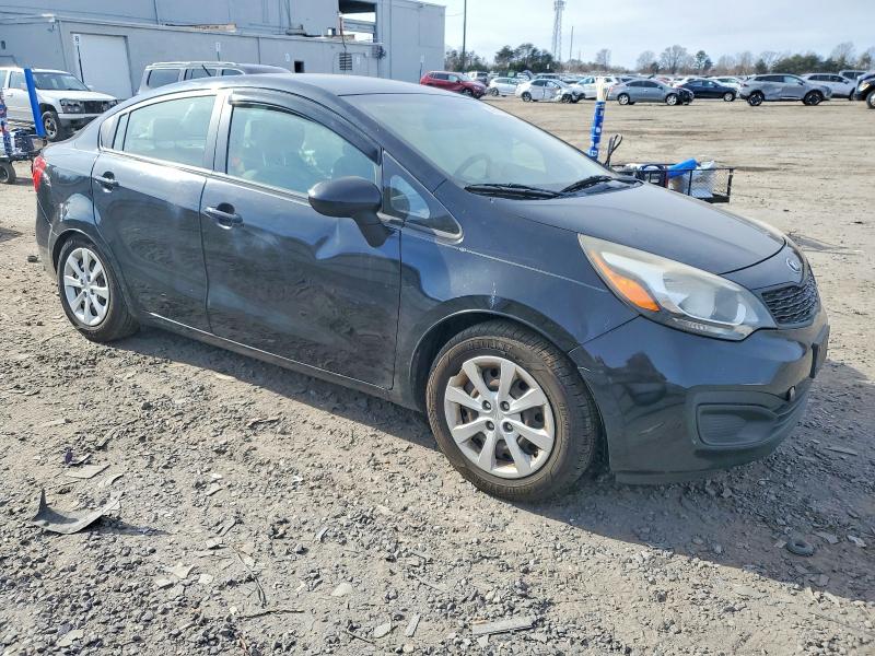 Photo 4 from auction – 2014 KIA RIO with VIN KNADM4A31E6340295