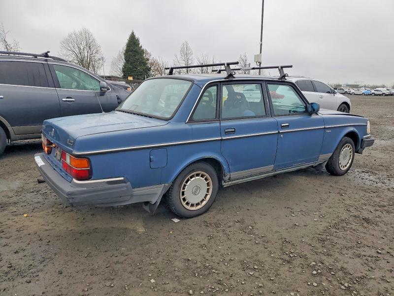 Photo 3 from auction – 1991 VOLVO 240 with VIN YV1AA8849M1449565