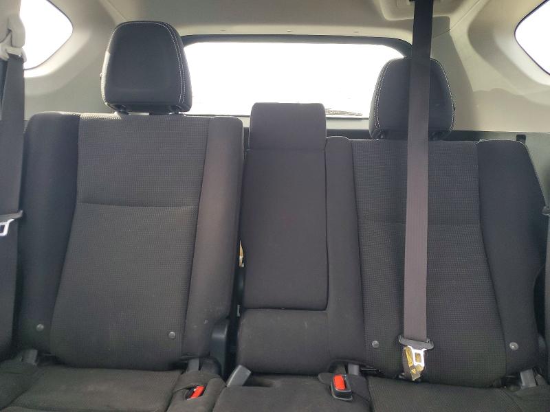Photo 10 from auction – 2018 TOYOTA RAV4 ADVEN with VIN JTMRFREV3JJ196168