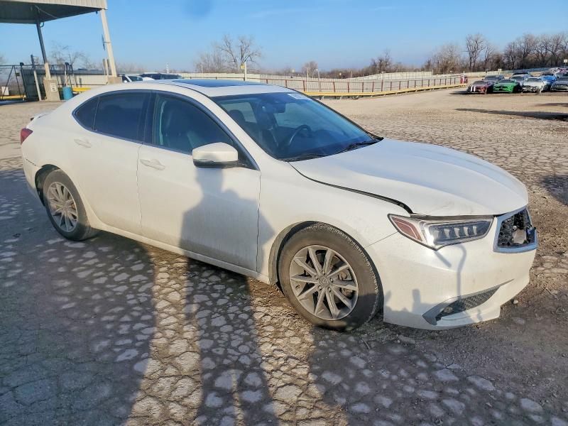 Photo 4 from auction – 2018 ACURA TLX with VIN 19UUB1F36JA004151