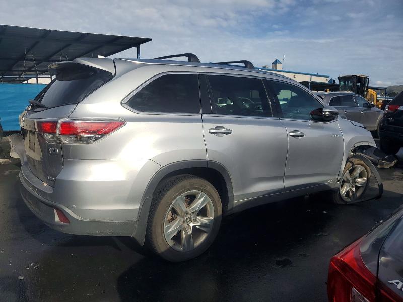Photo 3 from auction – 2016 TOYOTA HIGHLANDER with VIN 5TDDCRFH7GS018996
