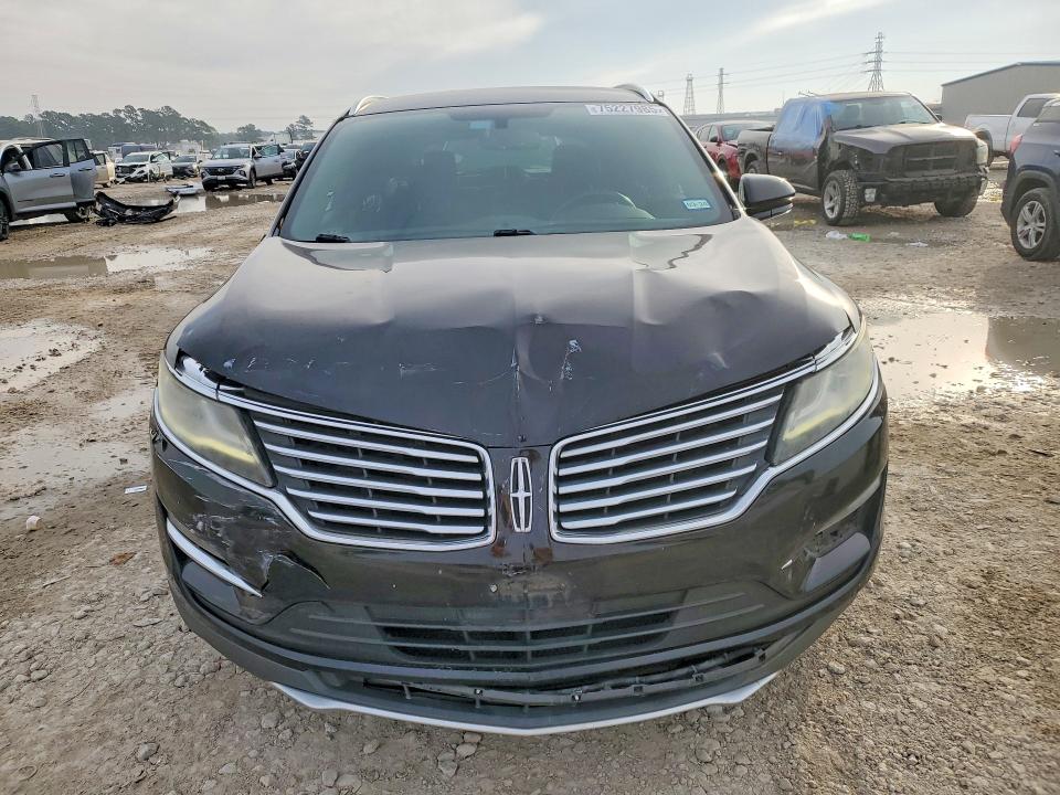 Photo 5 from auction – 2017 LINCOLN MKC PREMIE with VIN 5LMCJ1C95HUL45709