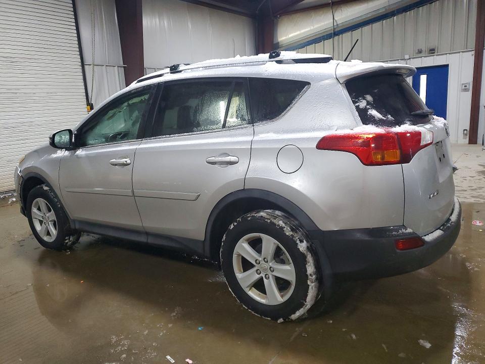 Photo 2 from auction – 2013 TOYOTA RAV4 with VIN 2T3WFREV8DW069957