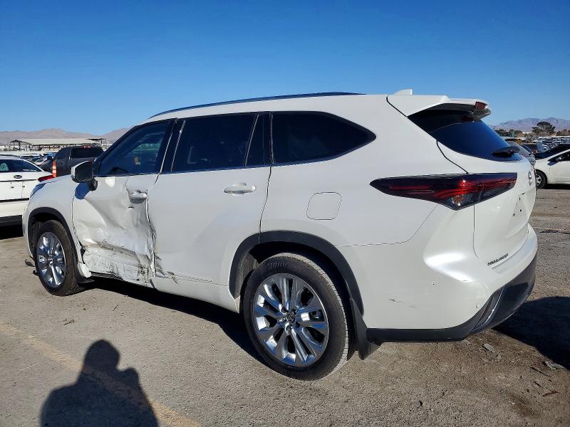 Photo 2 from auction – 2024 TOYOTA HIGHLANDER with VIN 5TDKDRAH3RS549403