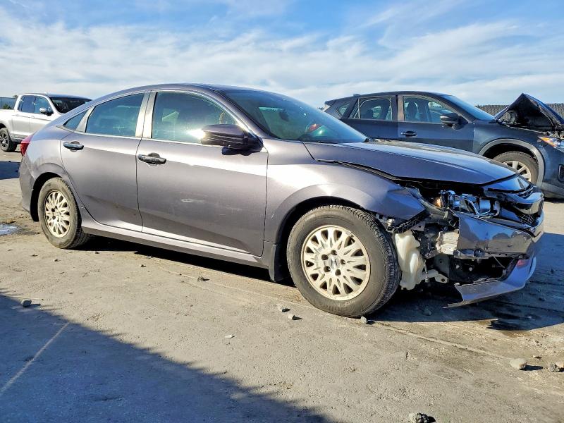 Photo 4 from auction – 2017 HONDA CIVIC with VIN 19XFC2F85HE031502