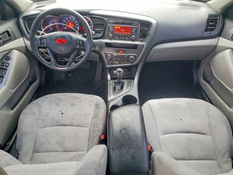 Photo 8 from auction – 2012 KIA OPTIMA LX with VIN 5XXGM4A77CG039371