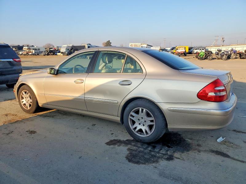 Photo 2 from auction – 2005 MERCEDES-BENZ E 320 with VIN WDBUF65J95A716318