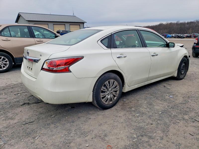 Photo 3 from auction – 2015 NISSAN ALTIMA 2.5 with VIN 1N4AL3AP6FC426765