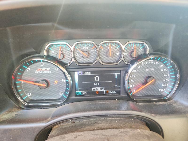 Photo 9 from auction – 2018 CHEVROLET SILVERADO with VIN 3GCUKREC7JG452429