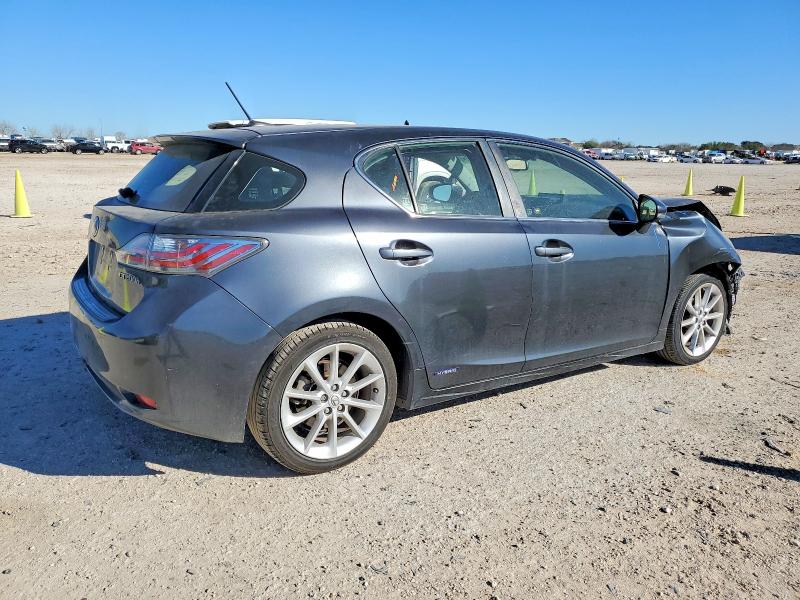 Photo 3 from auction – 2011 LEXUS CT 200 with VIN JTHKD5BH5B2033367