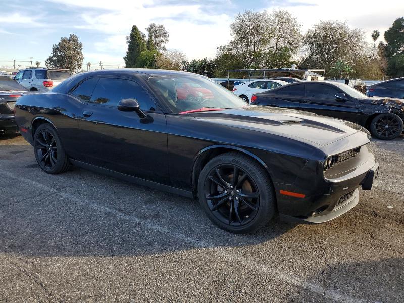 Photo 4 from auction – 2018 DODGE CHALLENGER with VIN 2C3CDZAG2JH262976
