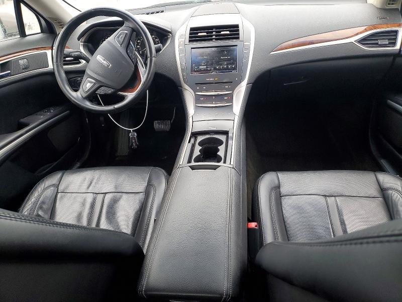 Photo 8 from auction – 2016 LINCOLN MKZ with VIN 3LN6L2GK6GR628624