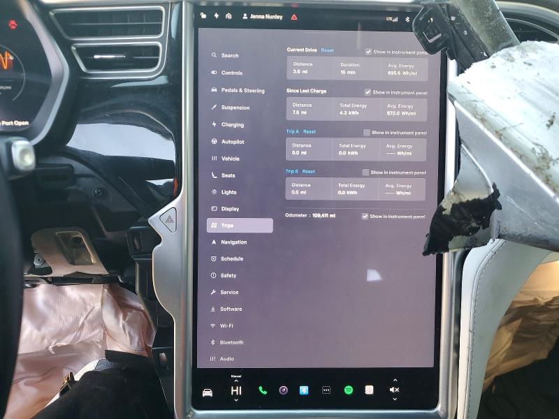 Photo 9 from auction – 2016 TESLA MODEL X with VIN 5YJXCAE20GF016670