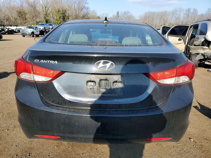 Photo 6 from auction – 2011 HYUNDAI ELANTRA GL with VIN KMHDH4AE0BU084002