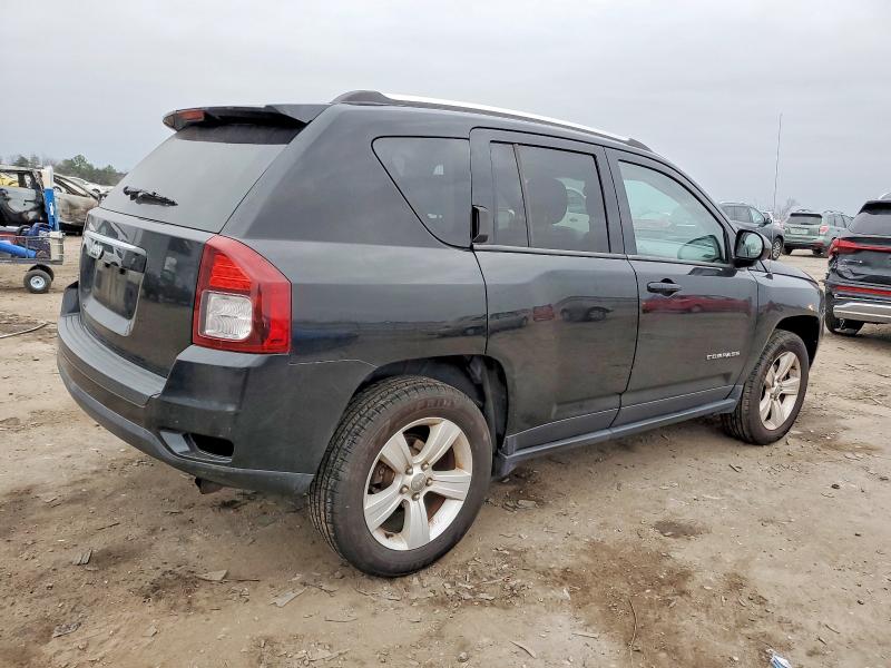 Photo 3 from auction – 2014 JEEP COMPASS with VIN 1C4NJDBB4ED567868